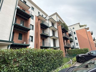 Bilocale in Vendita a Brescia, 165'000&euro;, 67 m²