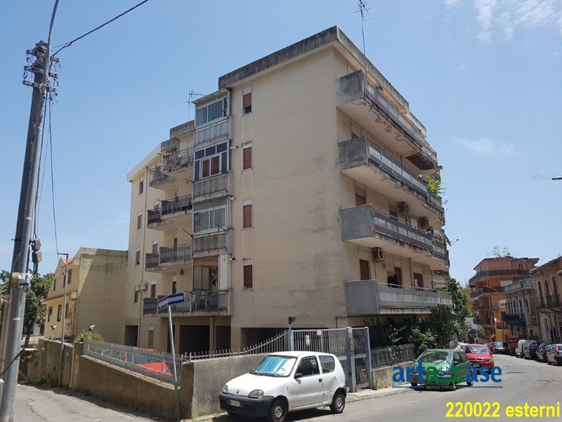 Trilocale in Vendita a Messina, 105'000&euro;, 101 m²