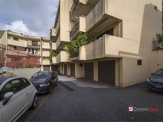 Bilocale in Vendita a Messina, 98'000&euro;, 70 m²
