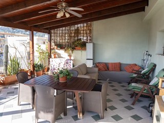 Appartamento in Vendita a Palermo, 199'000&euro;, 166 m², arredato, con Box