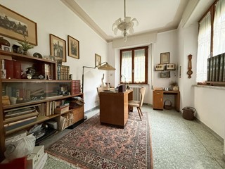 Appartamento in Vendita a Siena, 380'000&euro;, 144 m², con Box