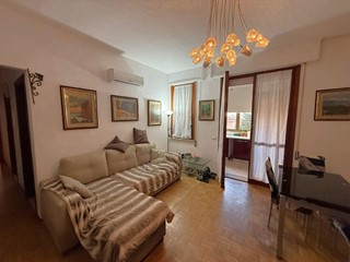 Trilocale in Vendita a Livorno, 158'000&euro;, 84 m², con Box