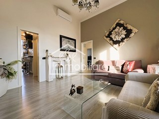 Appartamento in Vendita a Empoli, 245'000&euro;, 90 m², arredato