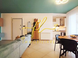 Trilocale in Vendita a Cecina, 227'000&euro;, 85 m², con Box