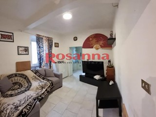 Quadrilocale in Vendita a Livorno, 108'000&euro;, 82 m², arredato
