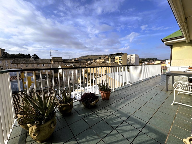 Appartamento in Vendita a Porto San Giorgio, 400'000&euro;, 96 m²