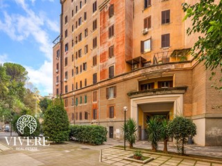Bilocale in Vendita a Roma, 141'000&euro;, 47 m²