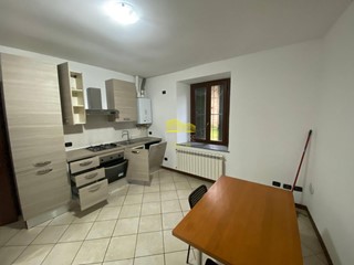 Trilocale in Vendita a Brembate, 85'000&euro;, 80 m²