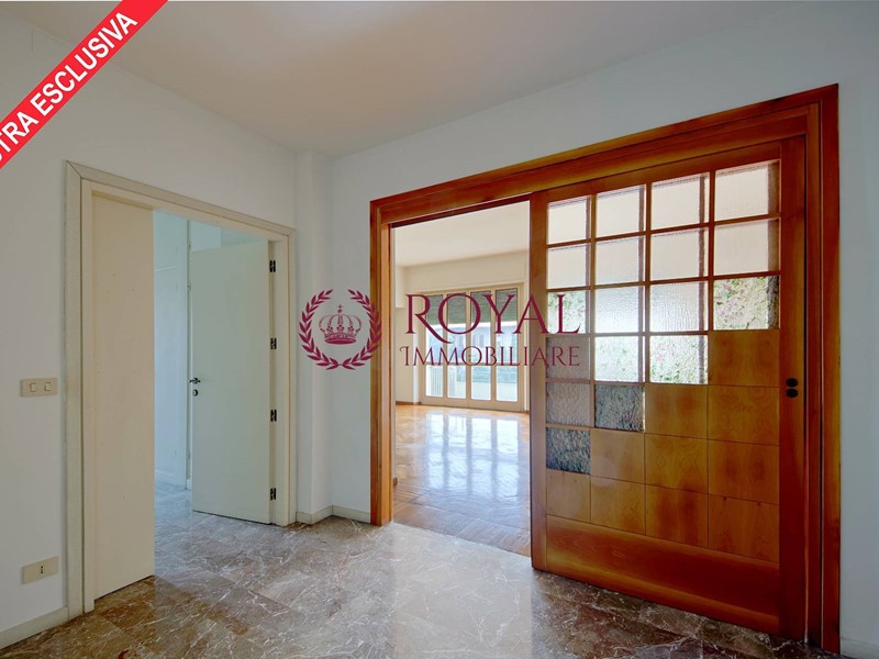 Appartamento in Vendita a Livorno, 265'000&euro;, 150 m²