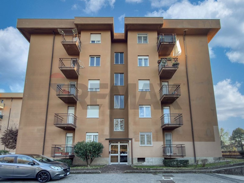 Trilocale in Vendita a Trezzo sull'Adda, 126'000&euro;, 100 m²