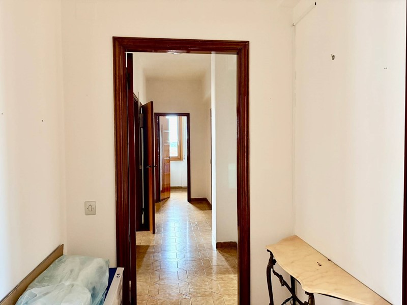 Appartamento in Vendita a Chiaravalle, 140'000&euro;, 155 m²