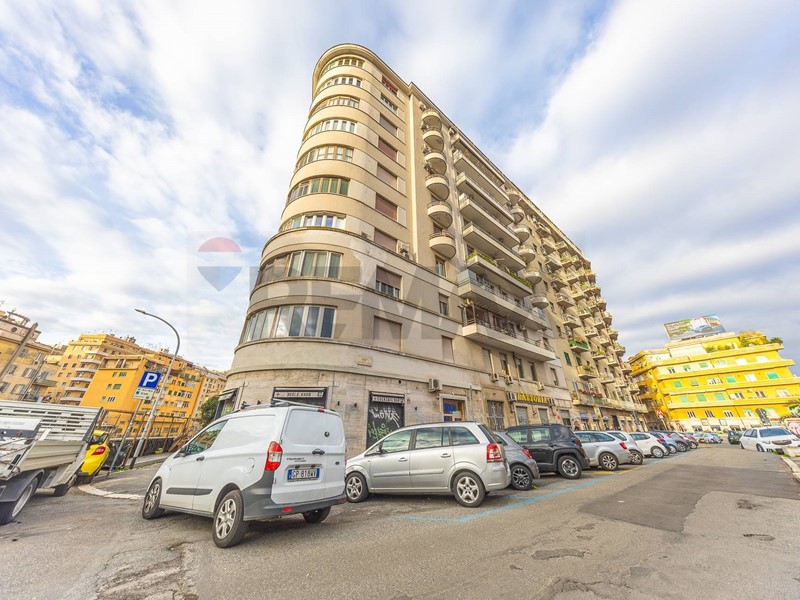 Trilocale in Vendita a Roma, 410'000&euro;, 86 m²