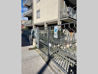 Quadrilocale in Vendita a Fiumefreddo di Sicilia, 65'000&euro;, 114 m²