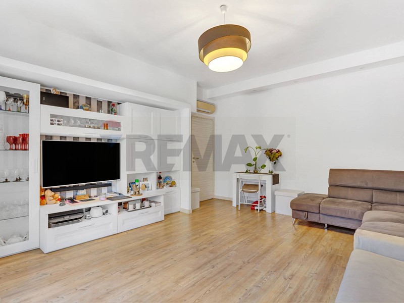 Bilocale in Vendita a Milano, 329'000&euro;, 80 m²