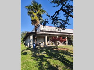 Trilocale in Vendita a Poviglio, 110'000&euro;, 108 m²