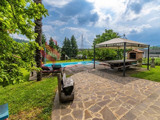 Appartamento in Vendita a Nembro, 499'000&euro;, 200 m²