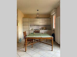 Appartamento in Affitto a Lucca, 950&euro;, 90 m²