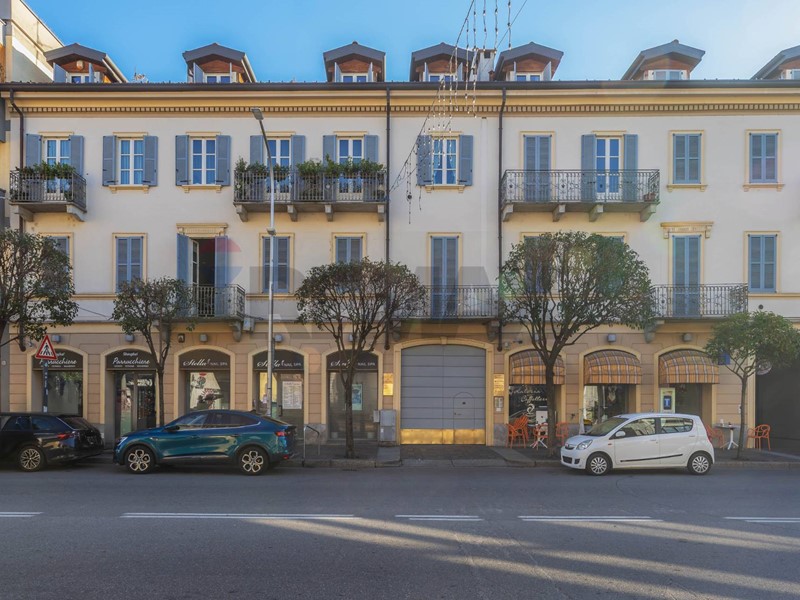 Trilocale in Vendita a Monza, 460'000&euro;, 126 m²