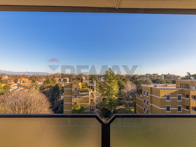 Quadrilocale in Vendita a Monza, 385'000&euro;, 144 m²