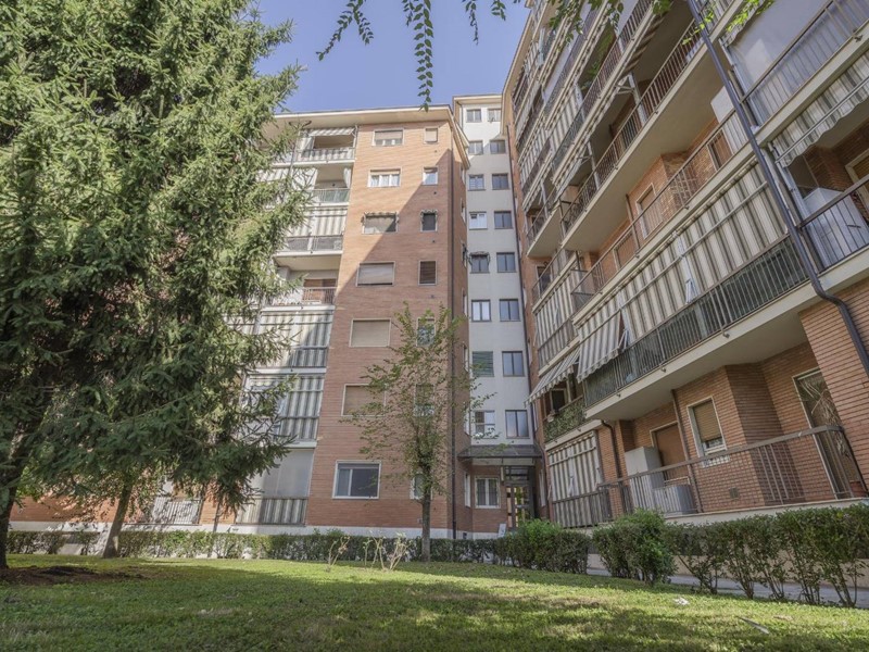 Quadrilocale in Vendita a Torino, 139'000&euro;, 102 m²