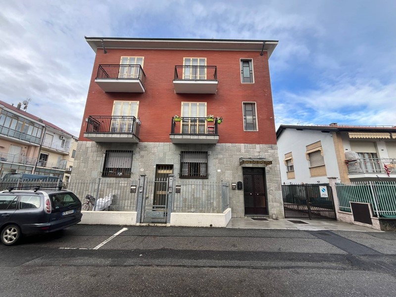 Quadrilocale in Vendita a Beinasco, 225'000&euro;, 100 m²