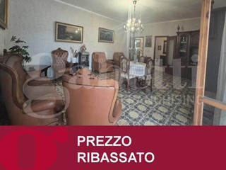 Trilocale in Vendita a Napoli, 240'000&euro;, 125 m²