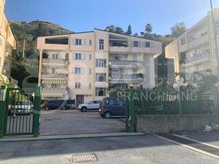 Quadrilocale in Vendita a Amantea, 195'000&euro;, 171 m², con Box