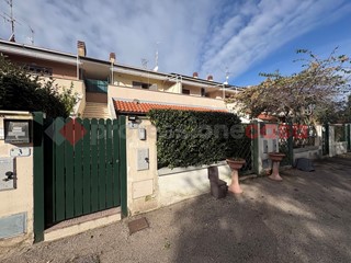 Trilocale in Vendita a Fondi, 150'000&euro;, 45 m²