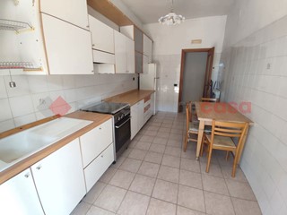 Trilocale in Vendita a Napoli, 299'000&euro;, 105 m²