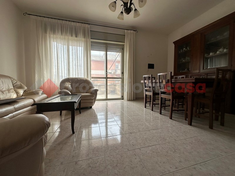 Quadrilocale in Vendita a Santi Cosma e Damiano, 100'000&euro;, 105 m², arredato, con Box