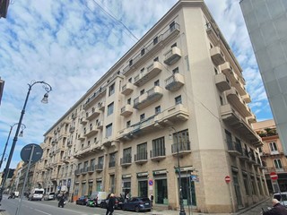 Attico in Vendita a Palermo, 1350 m²