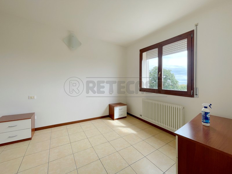 Bilocale in Affitto a Costabissara, 680&euro;, 60 m²
