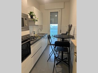 Appartamento in Affitto a Modena, 1'500&euro;, 120 m²