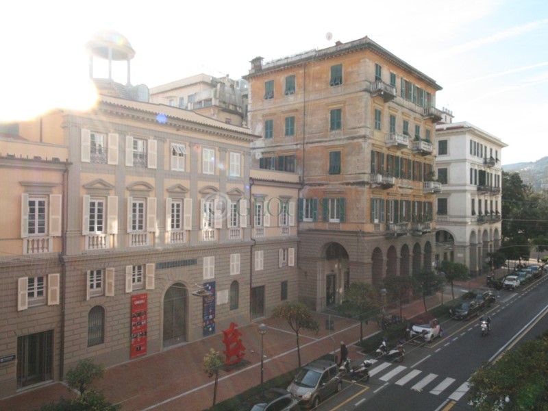 Appartamento in Vendita a La Spezia, zona Centro cittÃ, 550'000&euro;, 206 m²