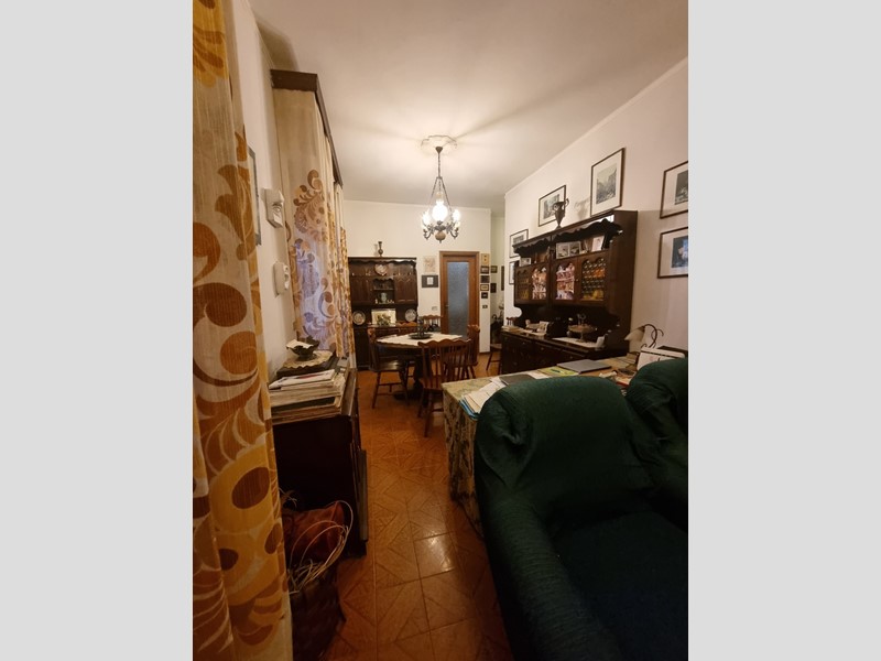 Appartamento in Vendita a Viareggio, zona Centro, 260'000&euro;, 88 m²