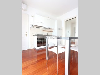 Bilocale in Affitto a Creazzo, 650&euro;, 59 m², arredato, con Box