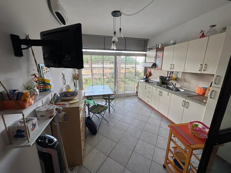 Monolocale in Vendita a Bibbona, zona Marina di Bibbona, 120'000&euro;, 33 m², arredato