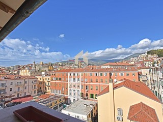 Bilocale in Vendita a Sanremo, 220'000&euro;, 34 m²