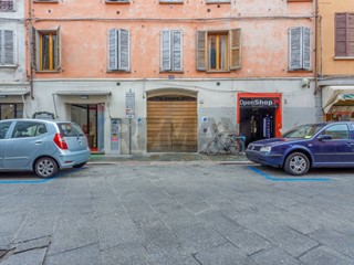 Bilocale in Vendita a Reggio Emilia, 55'000&euro;, 47 m²