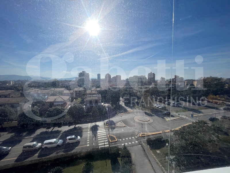 Appartamento in Vendita a Follonica, 250'000&euro;, 100 m², con Box