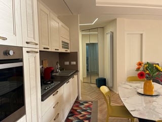 Trilocale in Vendita a Roma, 329'000&euro;, 103 m²