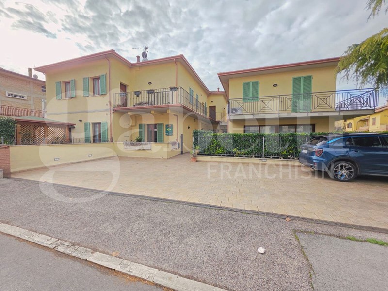 Trilocale in Vendita a Assisi, 115'000&euro;, 71 m²