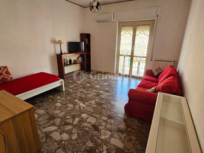 Trilocale in Affitto a Anzio, zona Centro, 1'700&euro;, 80 m², arredato