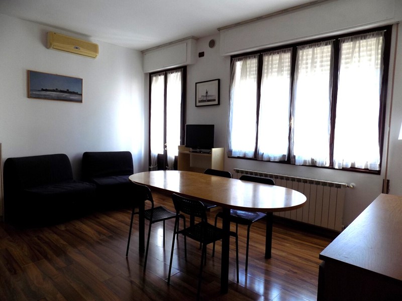 Bilocale in Affitto a Padova, zona Tribunale Nuovo, 750&euro;, 55 m², arredato