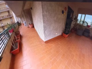 Appartamento in Vendita a Reggio Calabria, zona Santa Caterina, 220'000&euro;, 180 m²