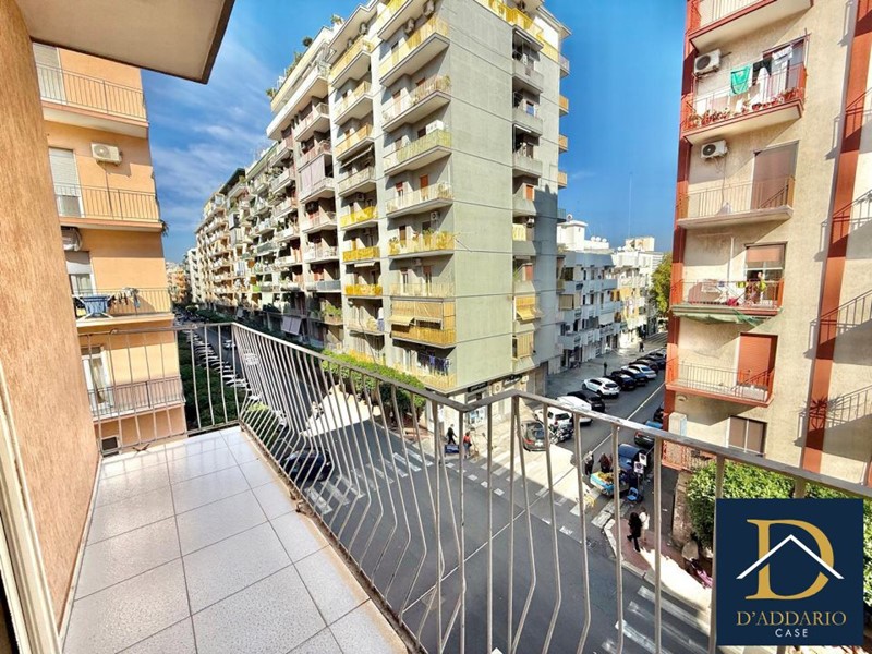 Appartamento in Vendita a Taranto, 115'000&euro;, 150 m²