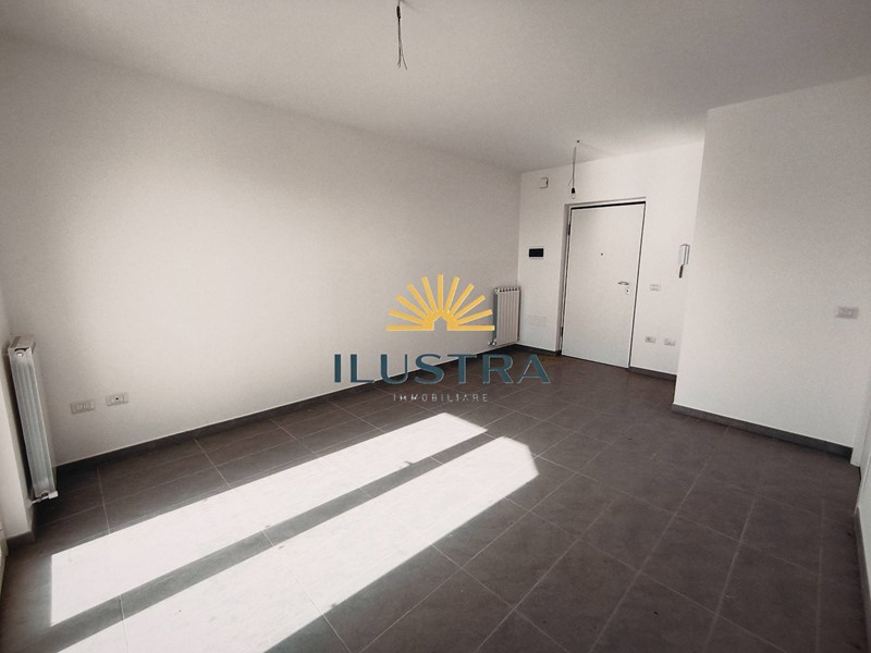 Trilocale in Vendita a Colonnella, 125'000&euro;, 93 m²