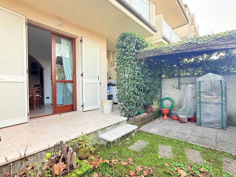 Trilocale in Vendita a Ponte Buggianese, 145'000&euro;, 75 m²