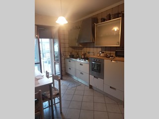 Appartamento in Vendita a Aulla, 145'000&euro;, 110 m², arredato, con Box