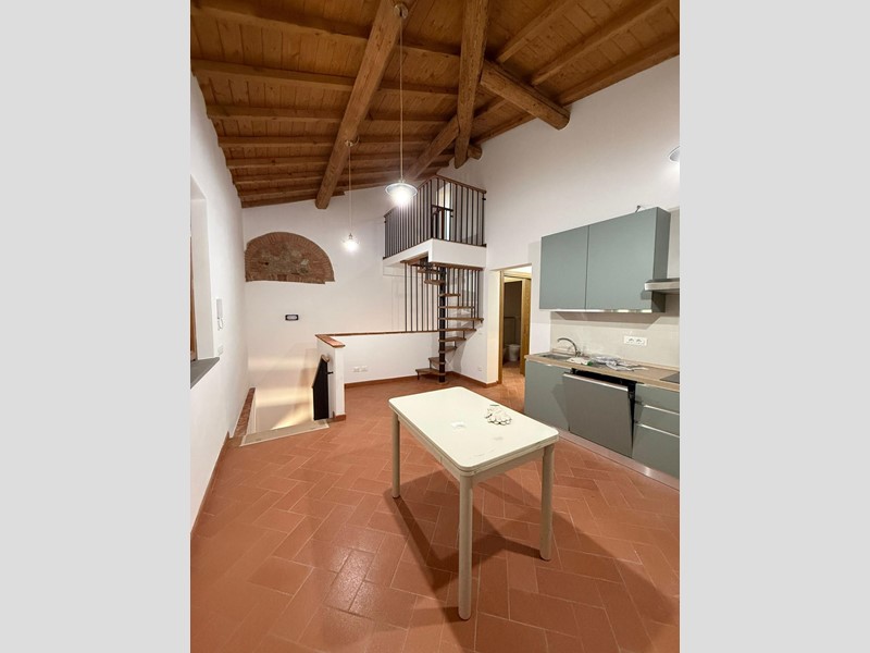 Quadrilocale in Affitto a San Giuliano Terme, zona Colignola, 1'200&euro;, 100 m², arredato